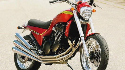 First Look: Vicente Triumph Millenium 900