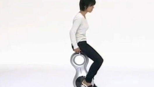 VIDEO: Honda unveil new personal transport device