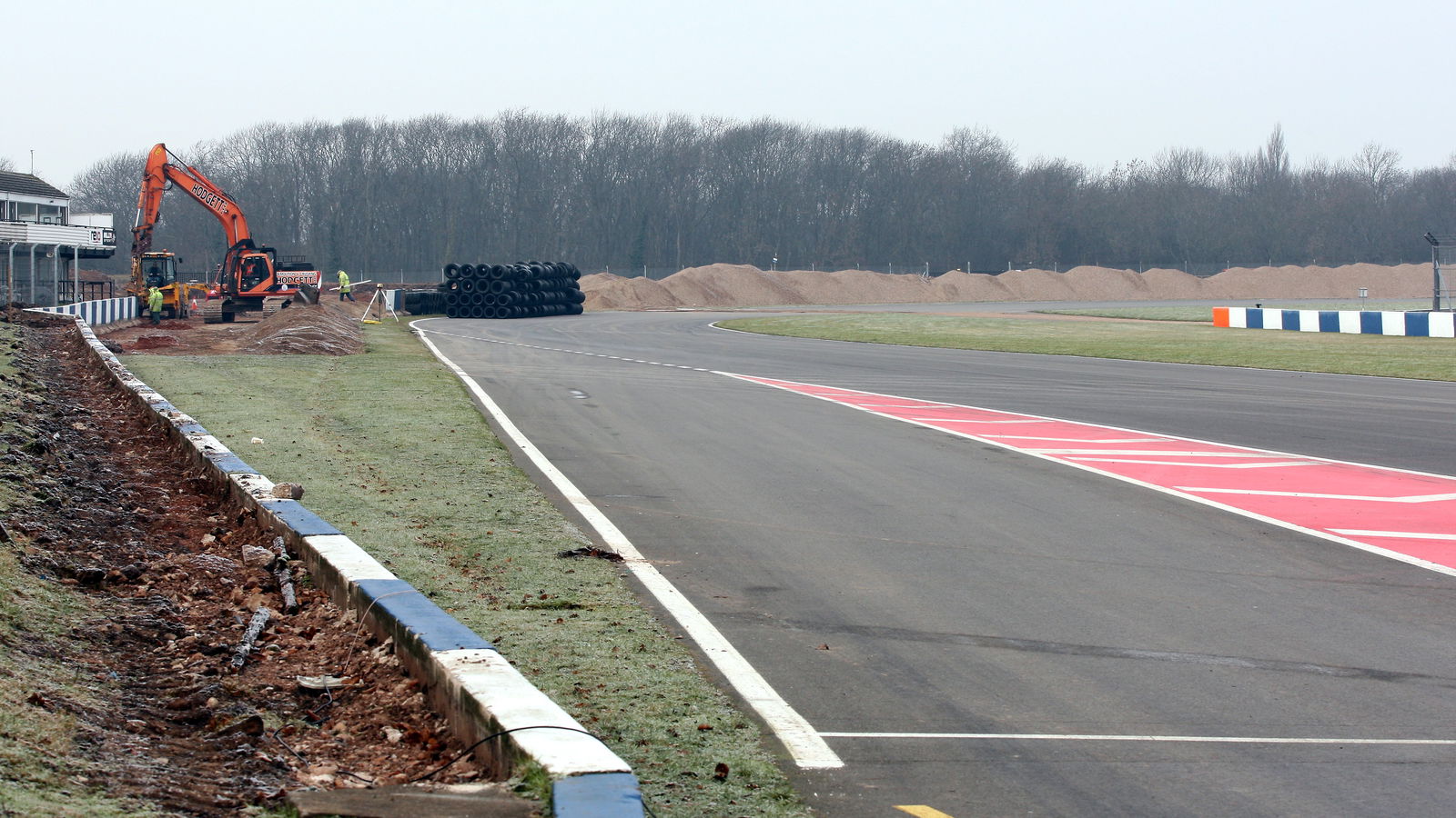 Donington Park: Diggers get busy