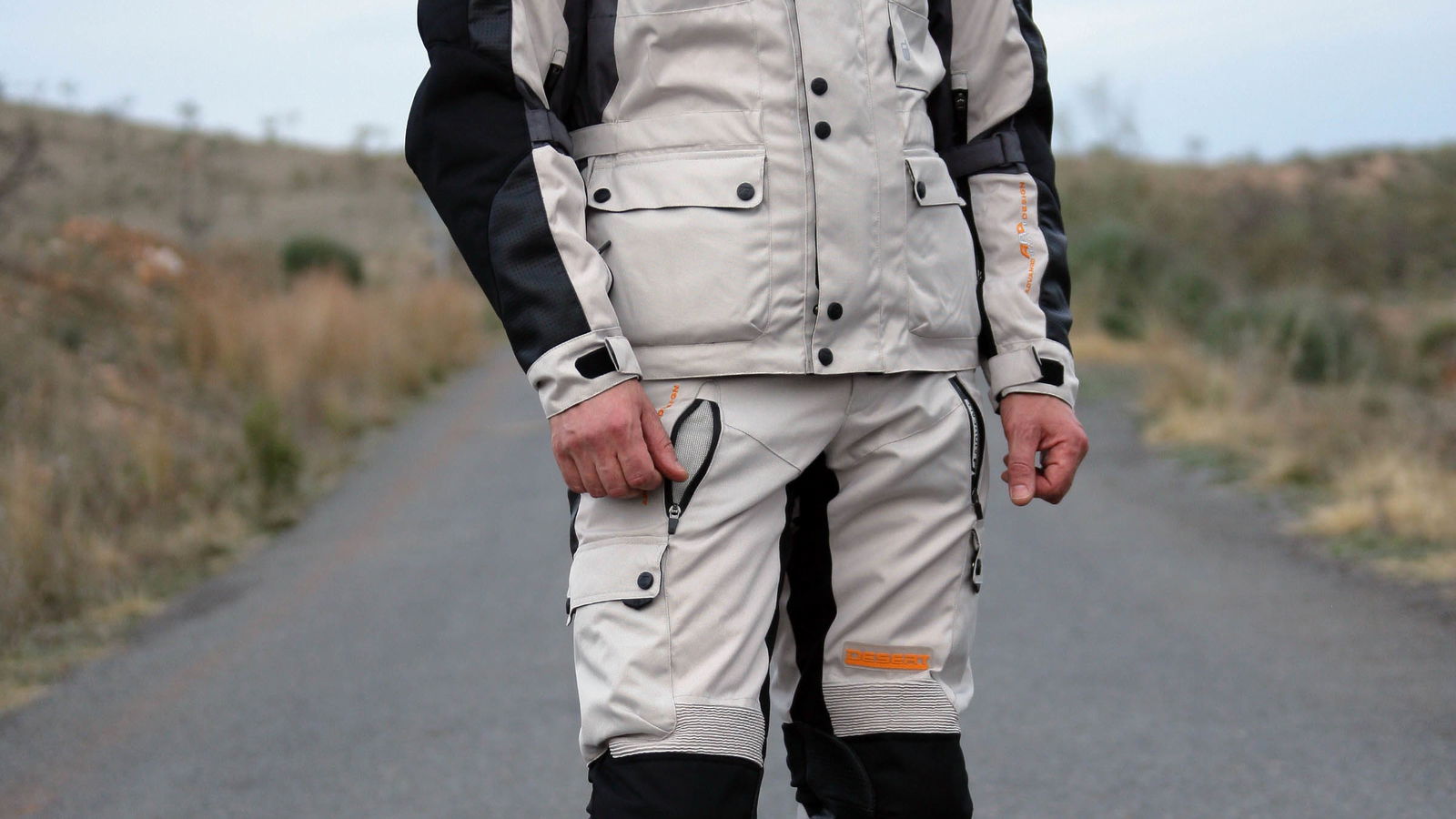 New: Akito Desert Evo