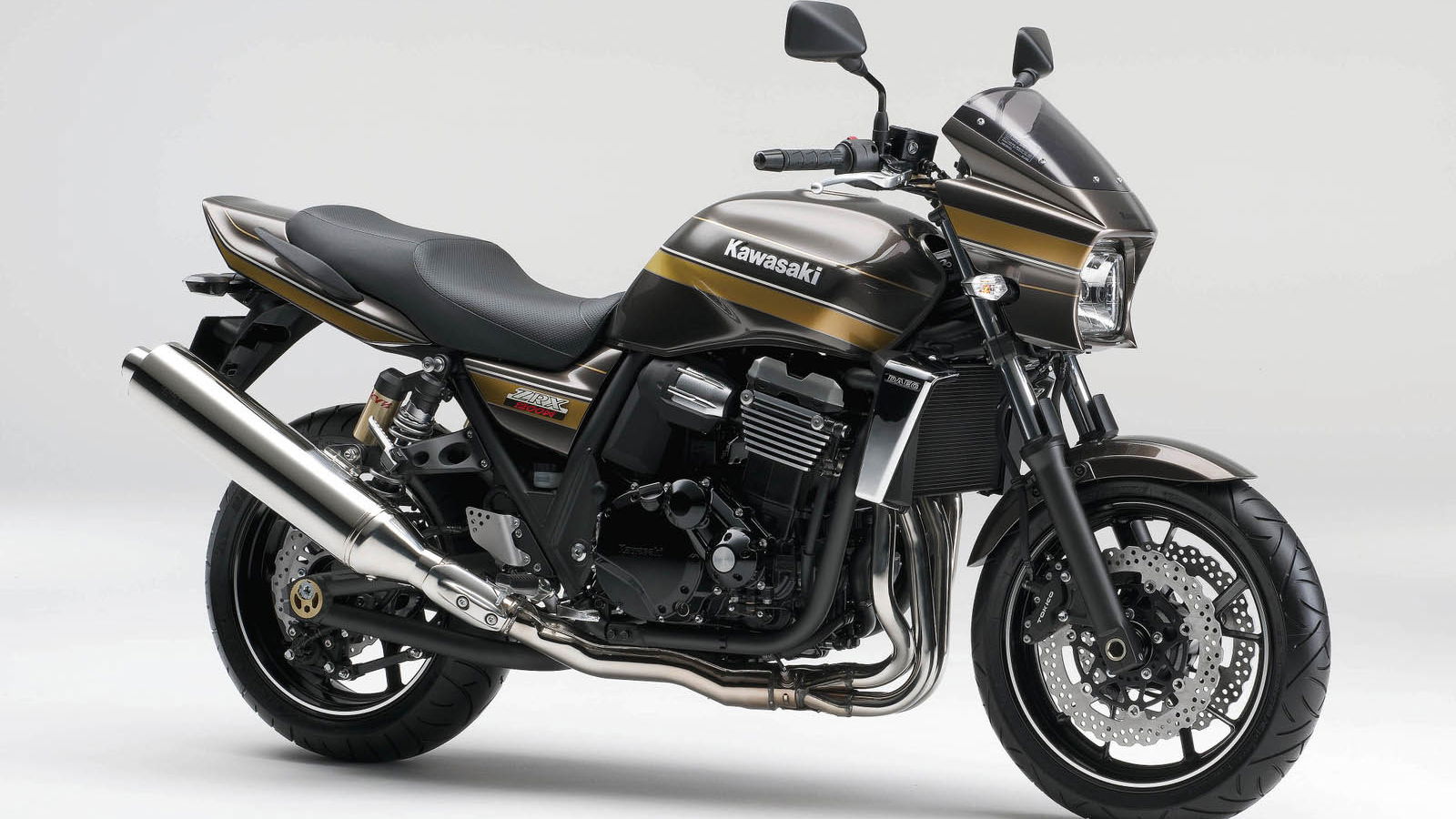 Japan-only 2011 ZRX1200 gets new paint