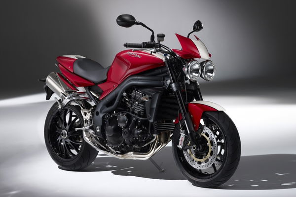 Triumph launch new Speed Triple SE