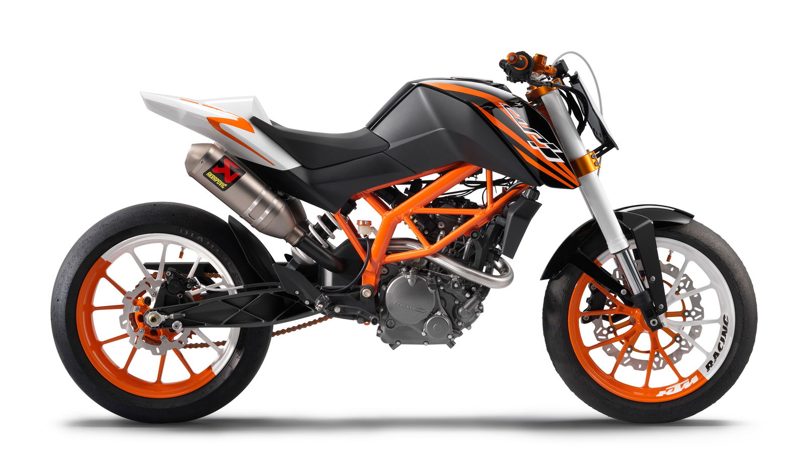 Milan: 2010 KTM 125 streetbike concept