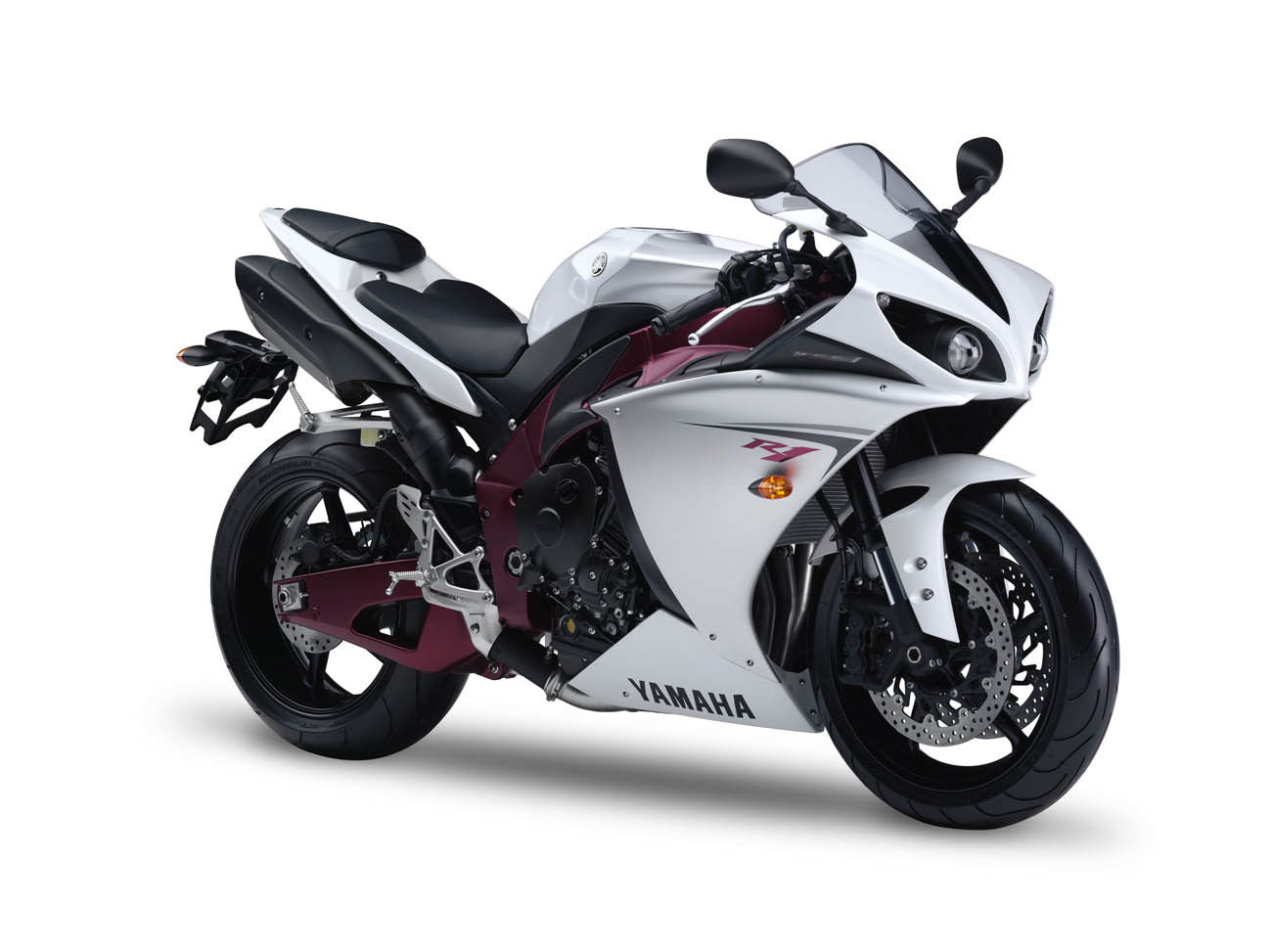Video: Motorcycle-mounted hit man opens fire on OAP couple