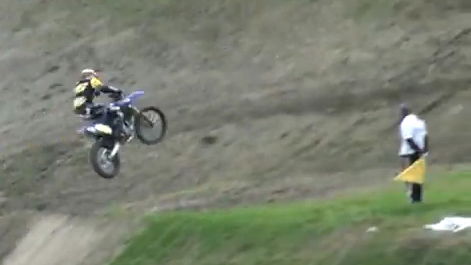 VIDEO: Rossi takes to the dirt
