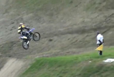 VIDEO: Rossi takes to the dirt