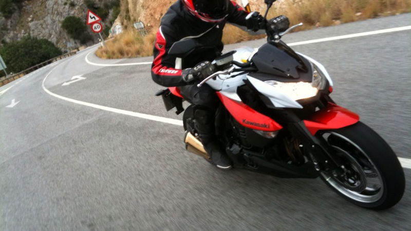 First Ride: 2010 Kawasaki Z1000