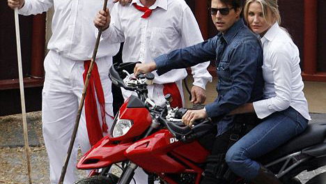 Tom Cruise takes Cameron Diaz on Ducati Hypermotard