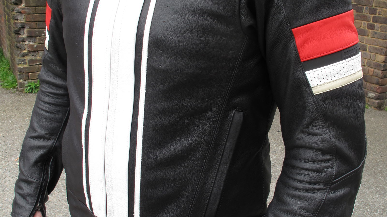 New Stuff: REV'IT! CR Retro leather jacket
