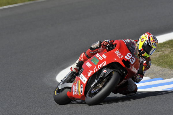 MotoGP Grid Girl Gallery - Estoril 2011