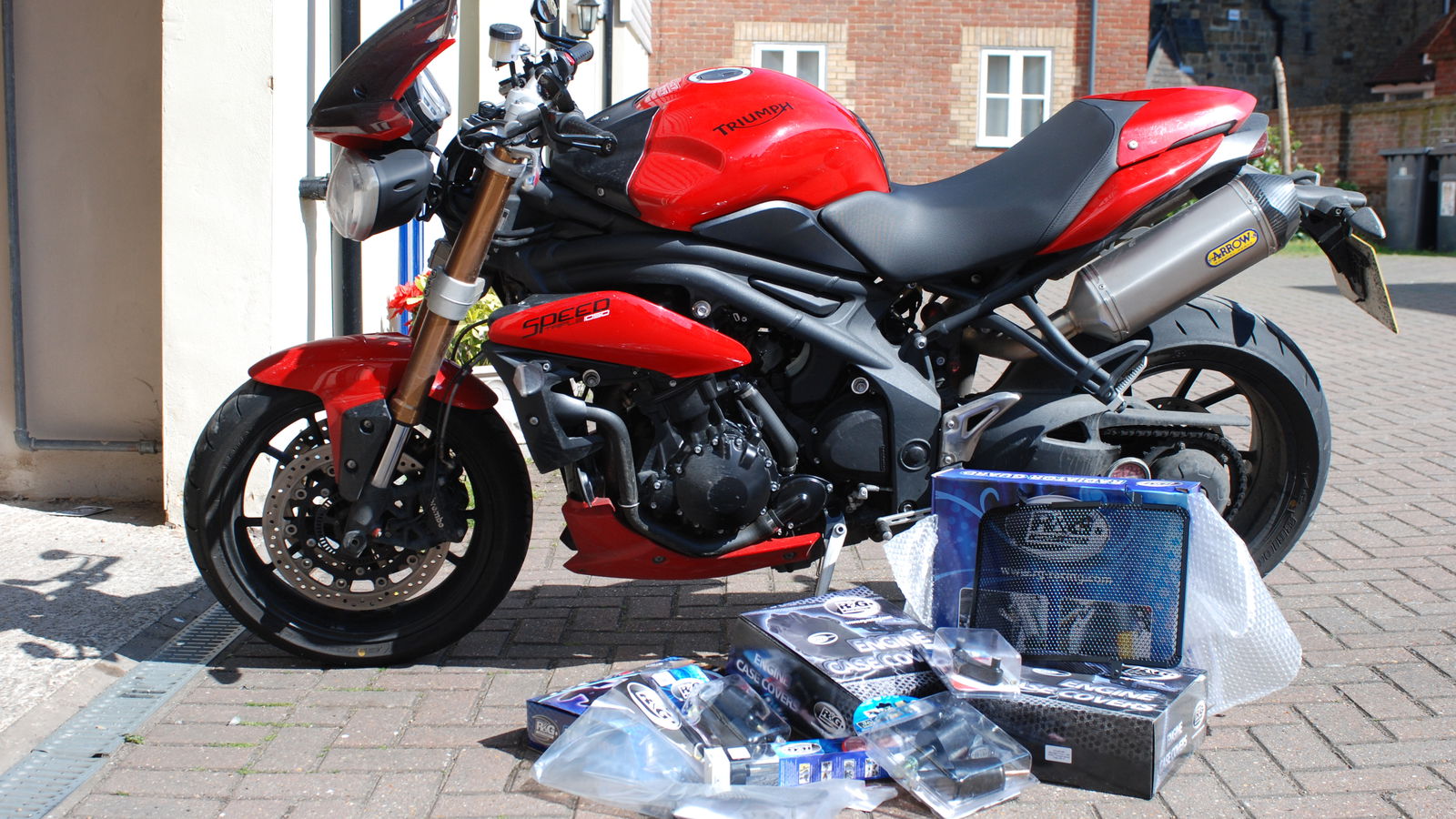 R&G drop-proof Triumph Speed Triple