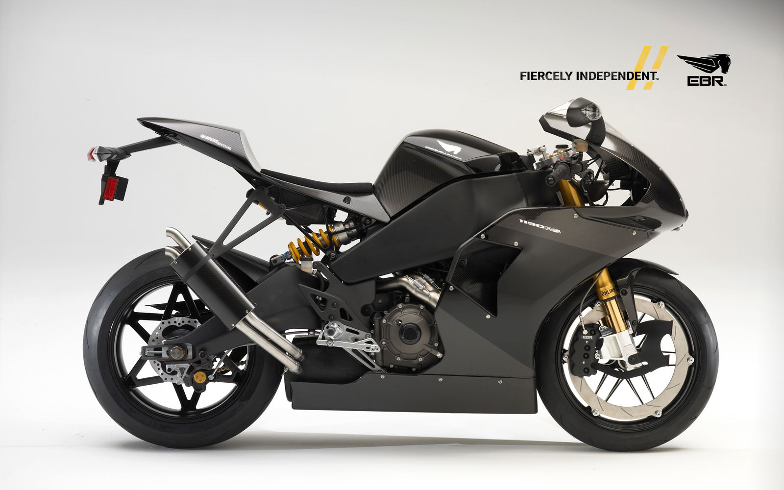 Husqvarna 900 breaks cover