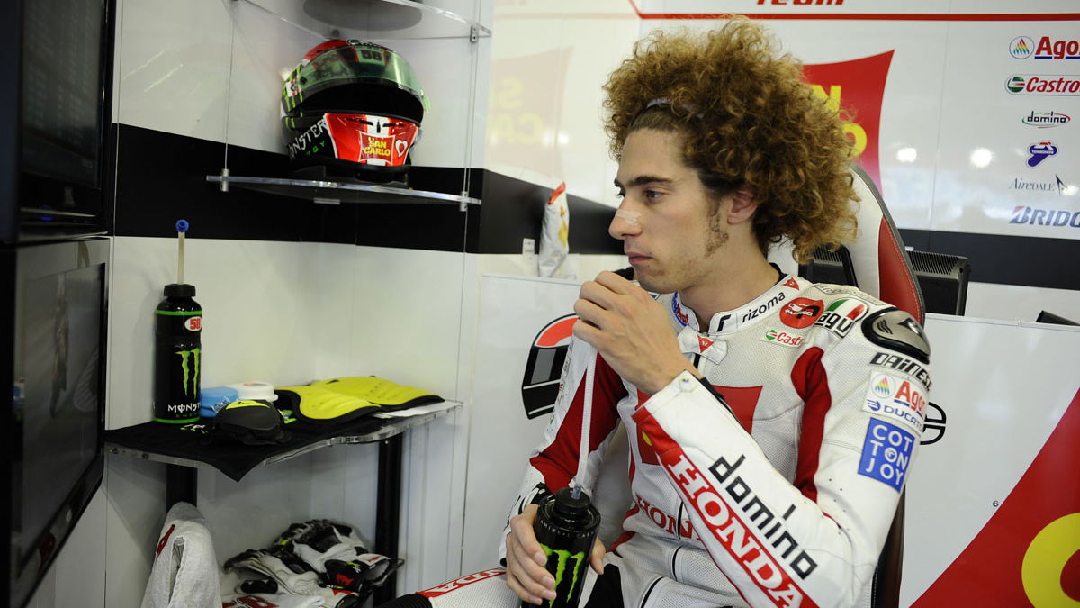 Simoncelli claims pole at Assen