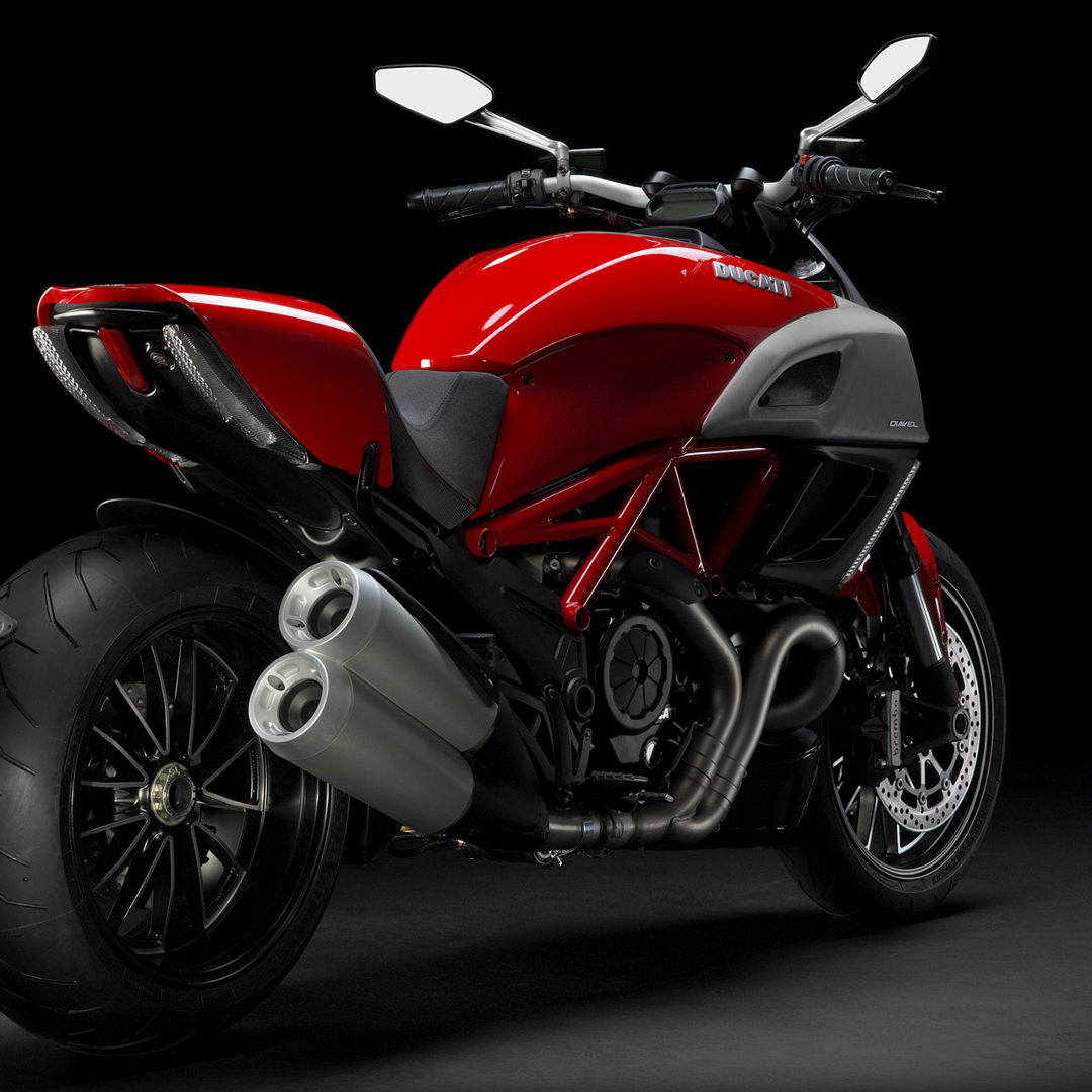 MAG rep's warning not to shed protective gear in heat