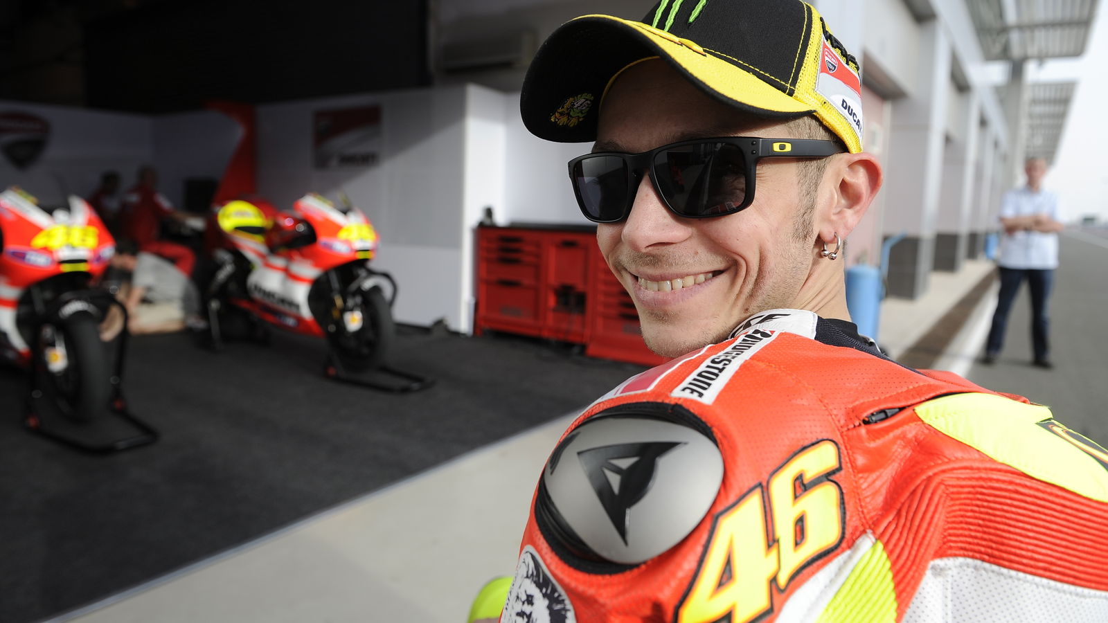 Rossi and Oakley join forces