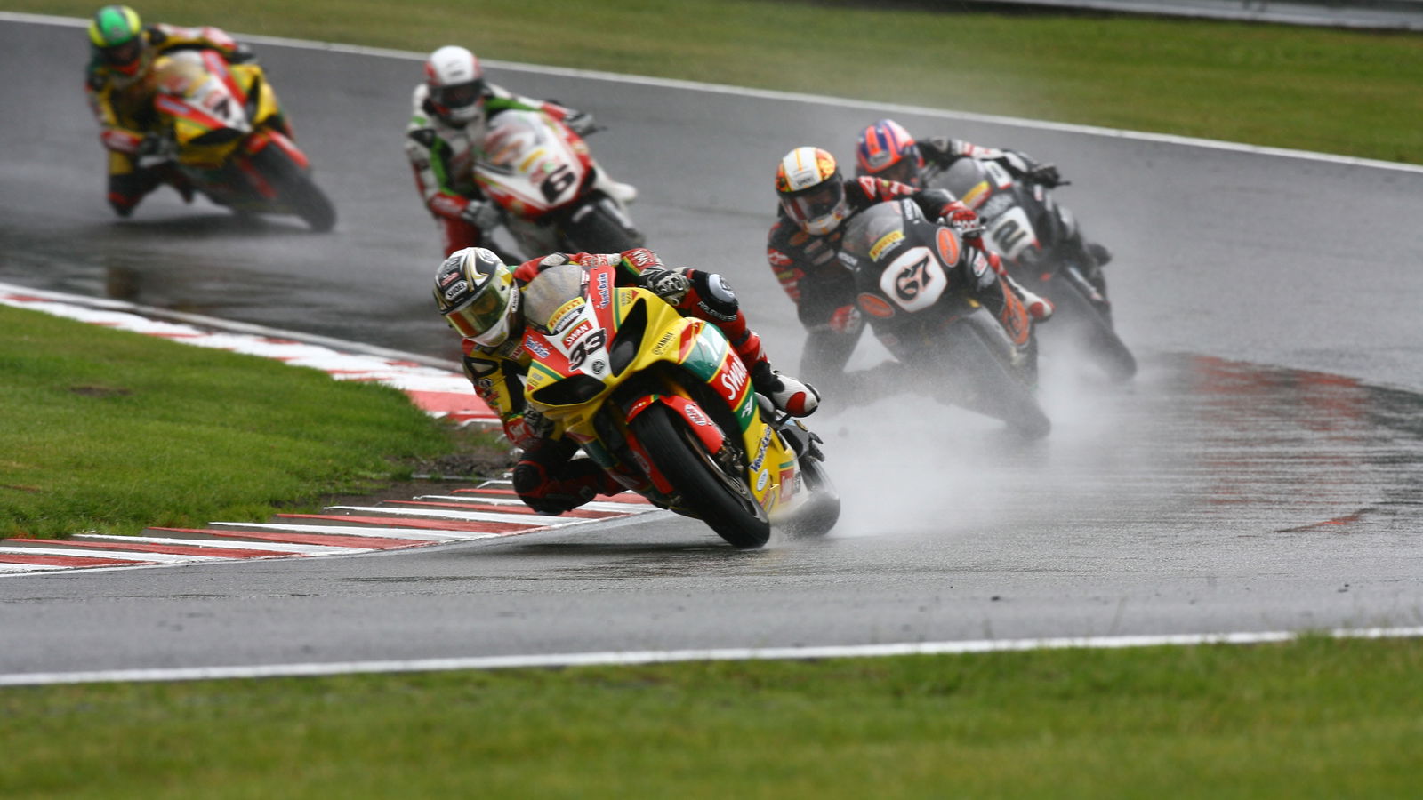 BSB 2011: Oulton Park Race 1 results