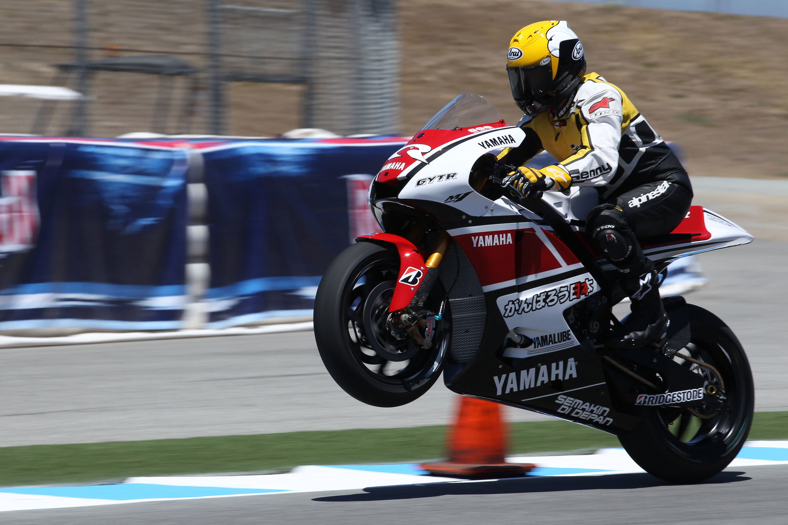 Video: No TC = Lorenzo highside