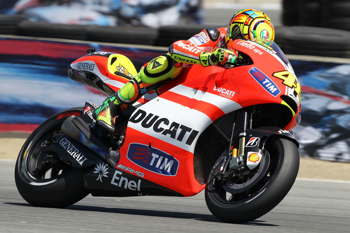 Video: Yamaha 1000cc M1 in testing