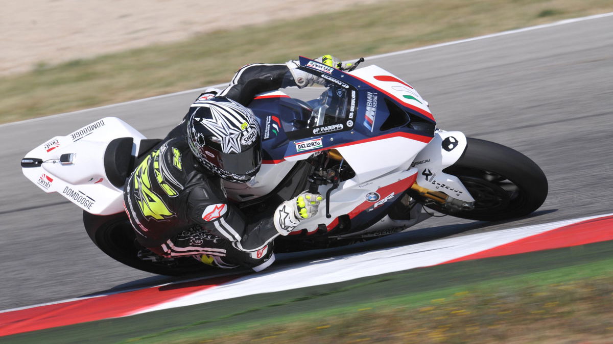 Elias struggles to impress in WSB debut