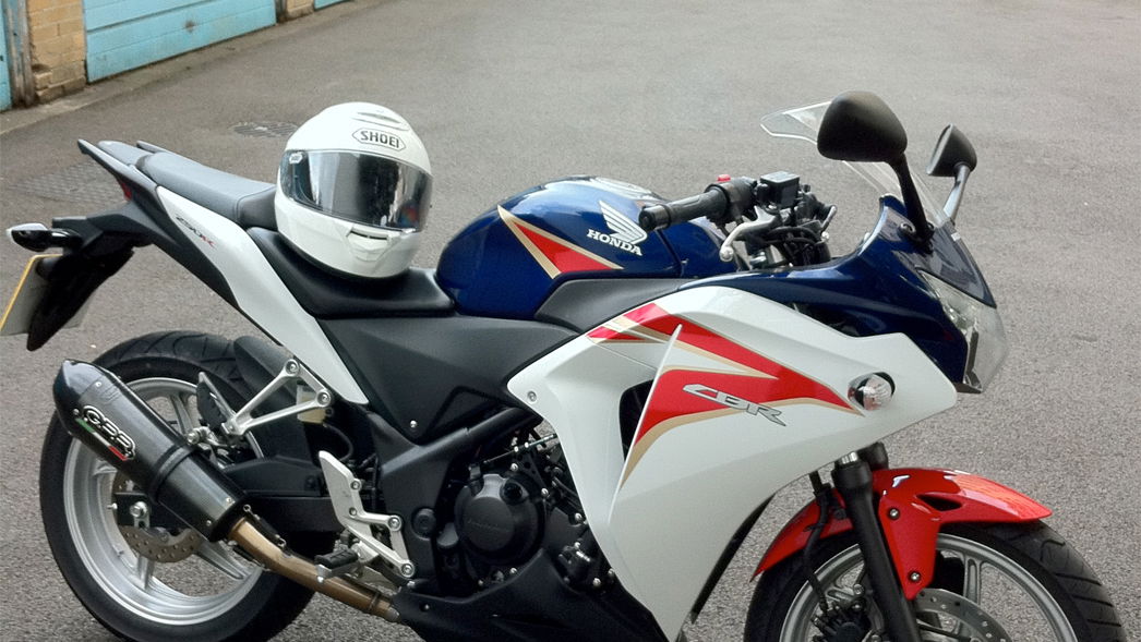 Commuting on a Honda CBR250R