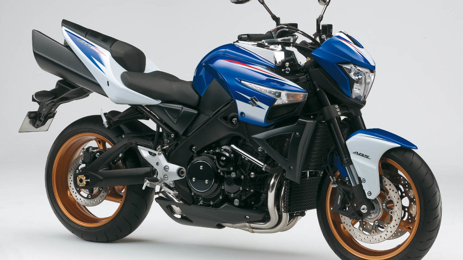 New look for 2010 Suzuki B-King