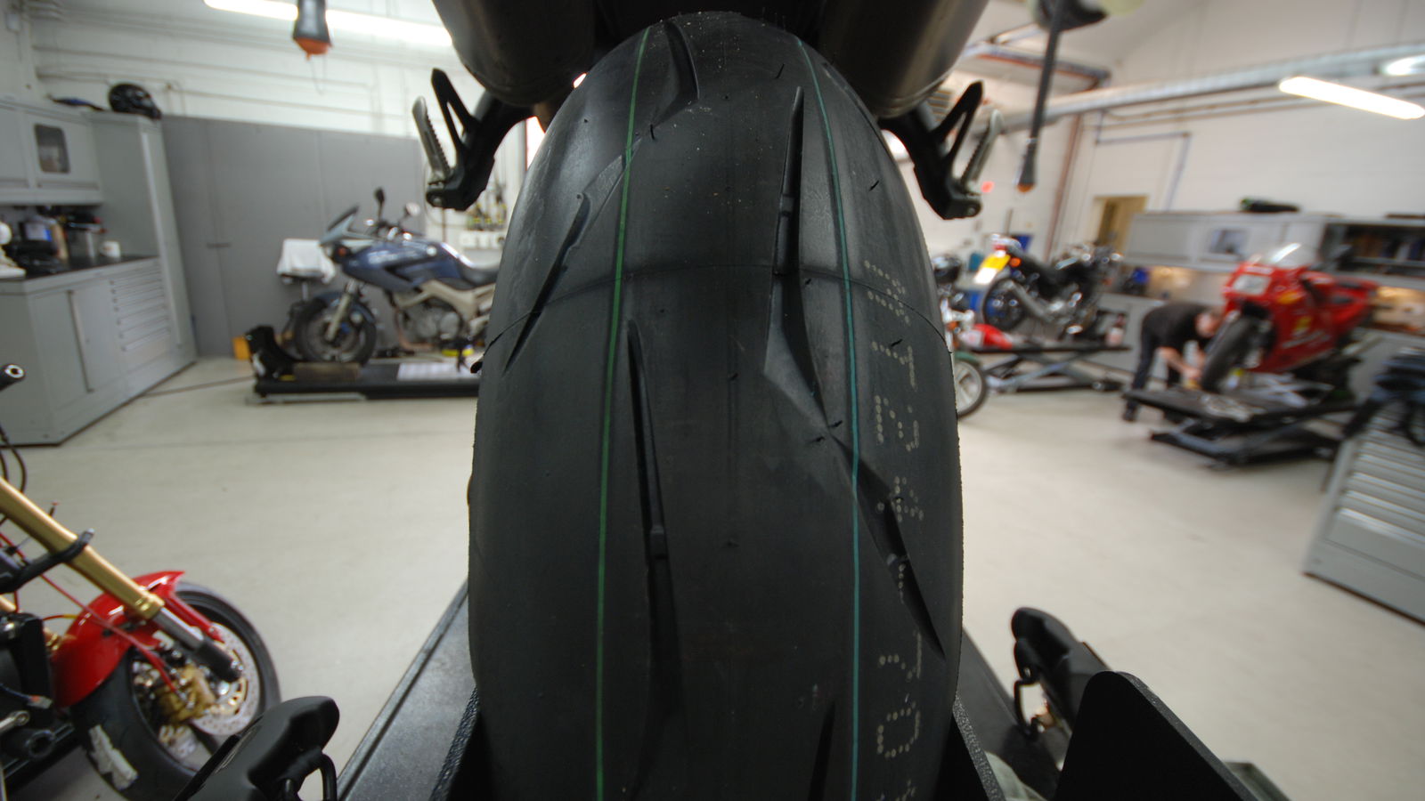 New Stuff: Bridgestone Battlax Racing R10s