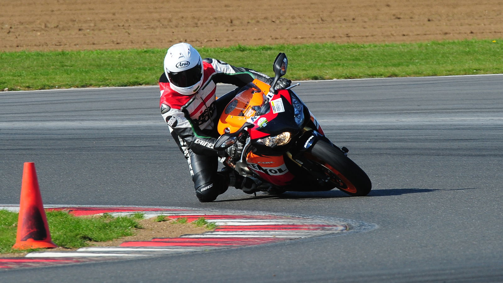 Dunlop Sportmax D211 GP Racers review - track tested