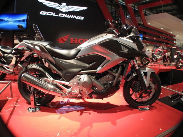 Milan: 2012 Honda NC700X and NC700S DCT