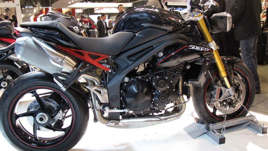Milan: 2012 Triumph Speed Triple R