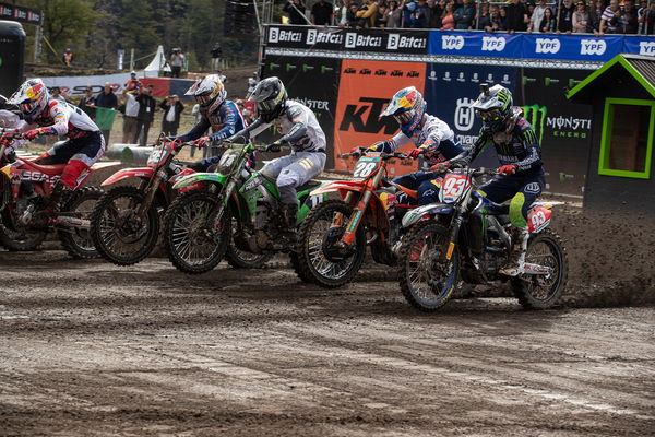 MX2 race start, 2022 MXGP of Patagonia Argentina. - Ray Archer/KTM Media.