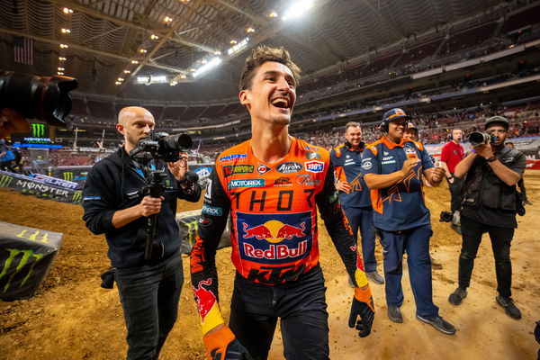 Marvin Musquin celebrates 2022 St. Louis Supercross win. - KTM Media/Align Media.