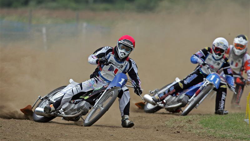 18-year old motorcycle champ retires