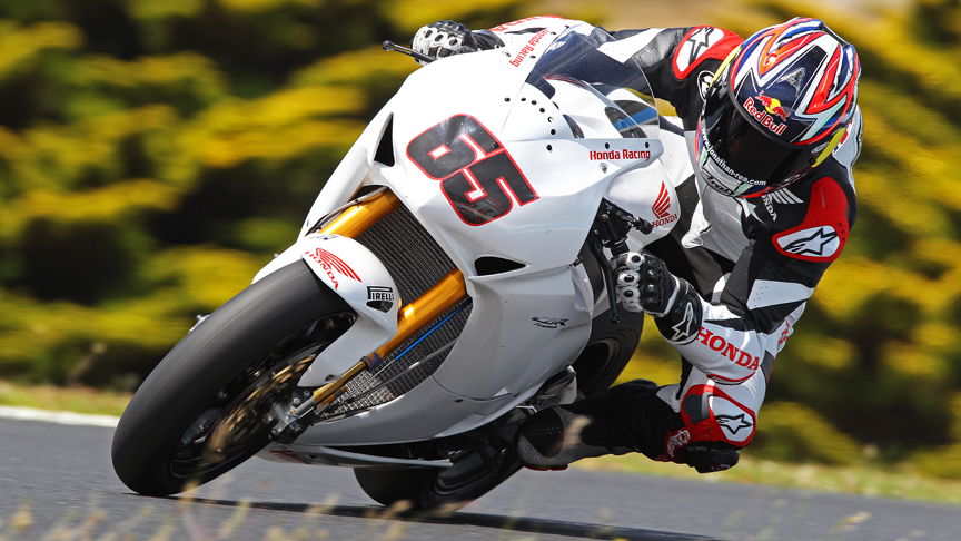 Rea and Aoyama complete first 2012 test