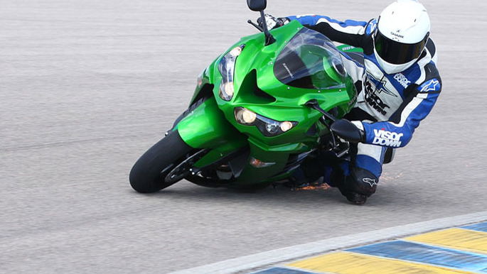 2012 Kawasaki ZZR1400 review