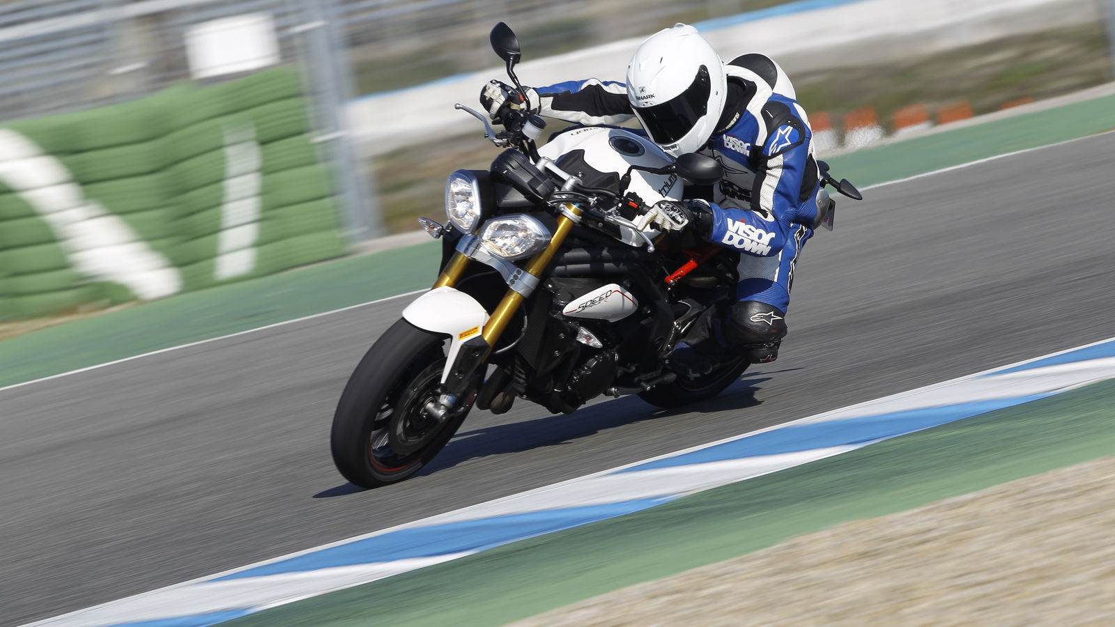 2012 Triumph Speed Triple R onboard lap