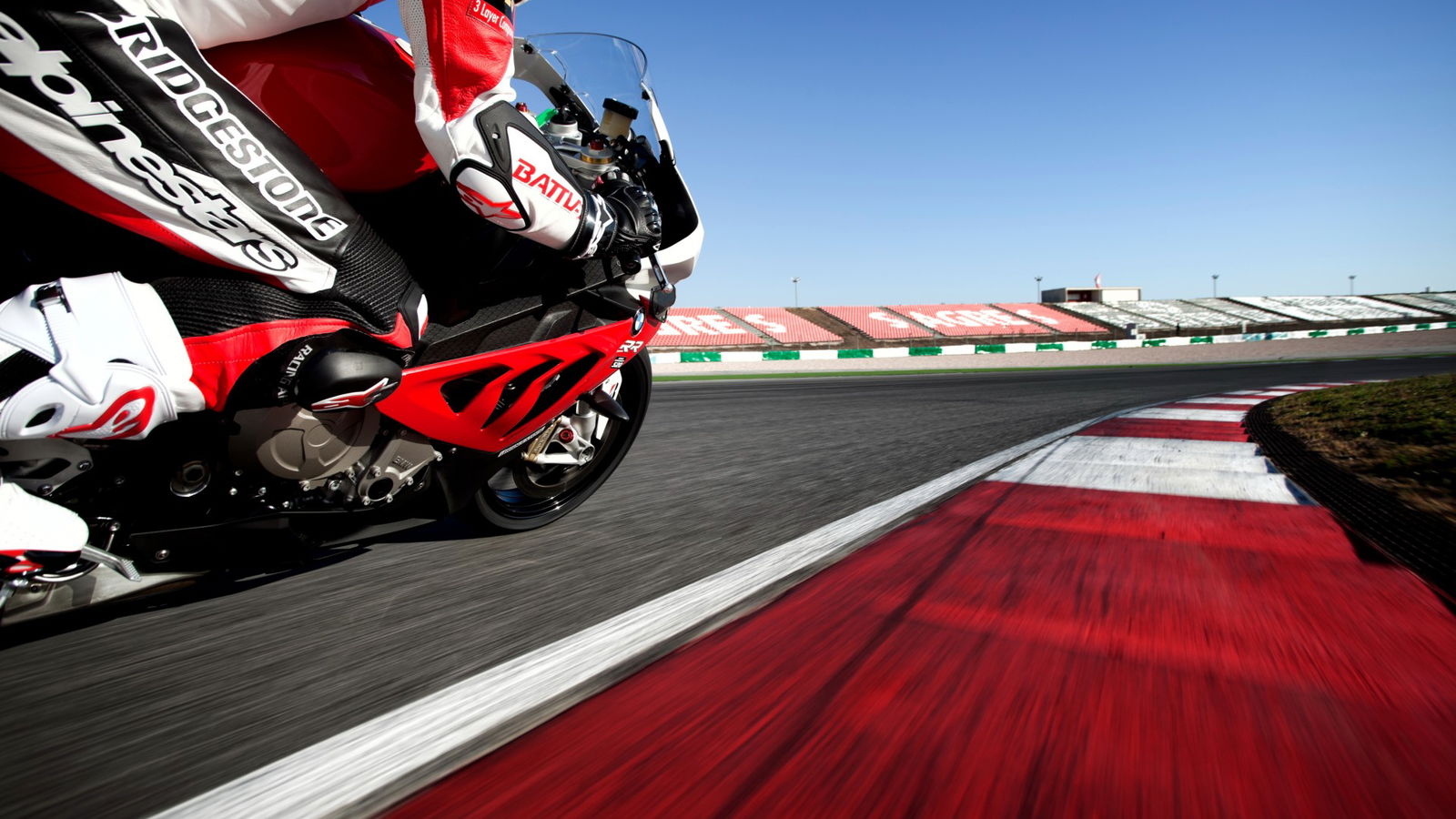 Jeremy McWilliams: Bridgestone S20 onboard lap