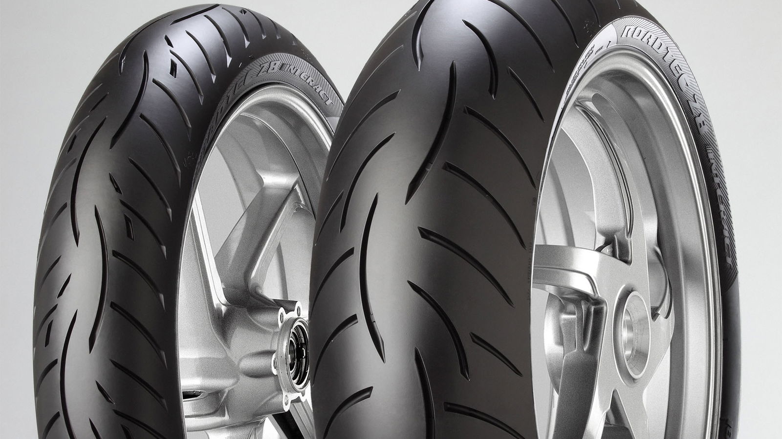 Metzeler Z8 wins Motorrad award