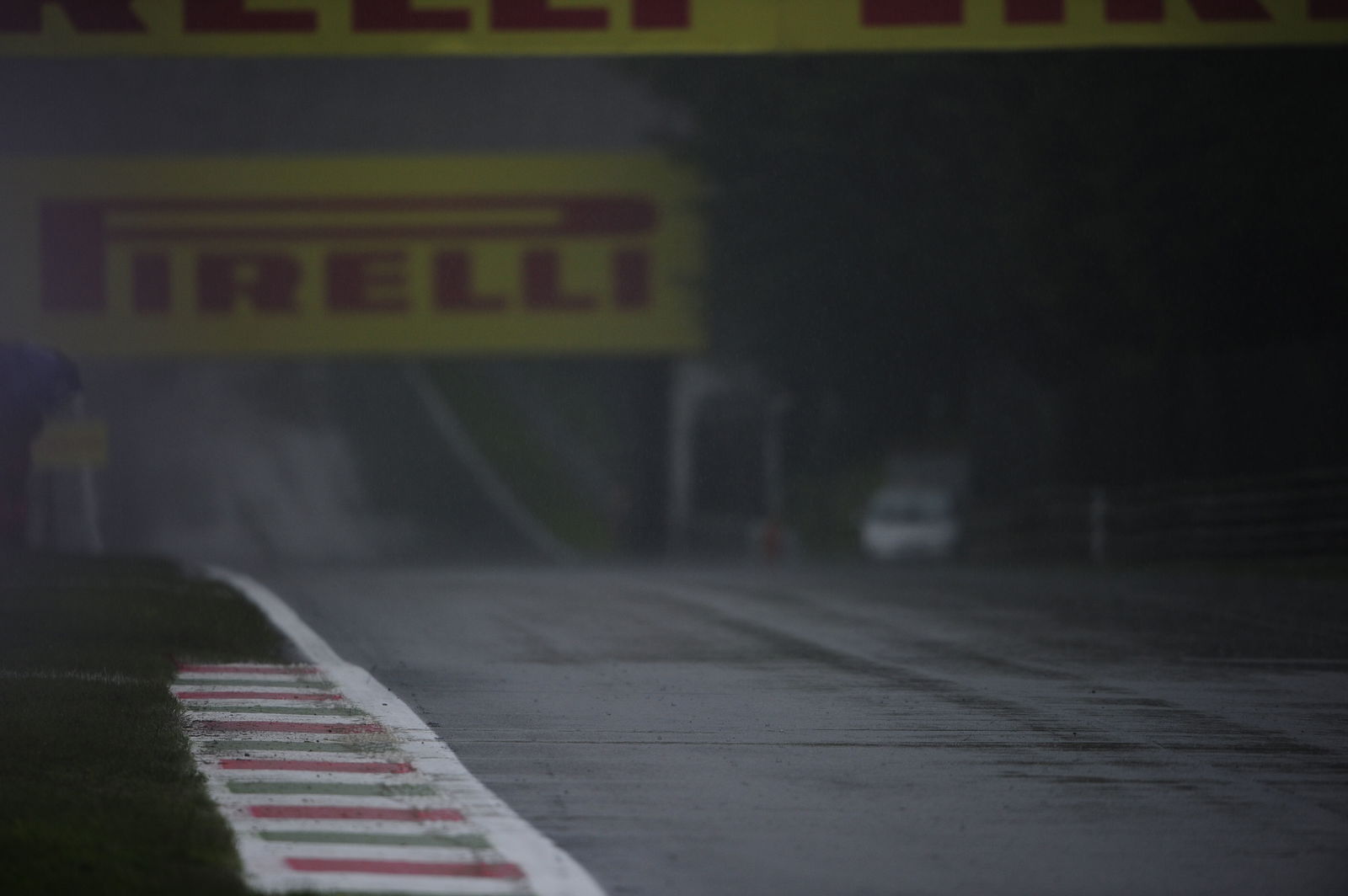 WSB grid girl photos: Monza 2012
