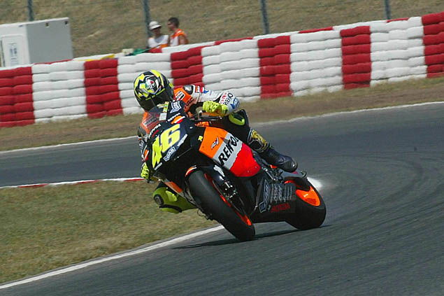 Casey Stoner announces retirement