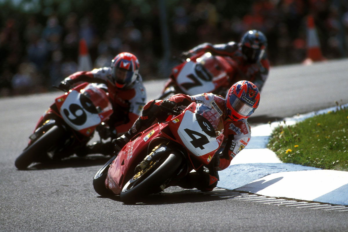 Simoncelli foundation given 250GP Gilera