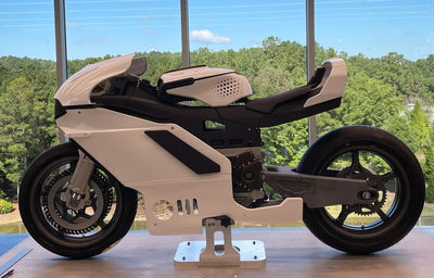 Pierre Terblanche designed Mono concept revealed