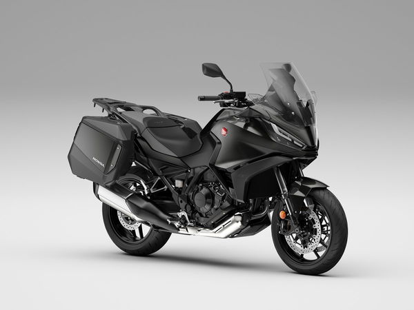 2023 Honda NT1100 in black