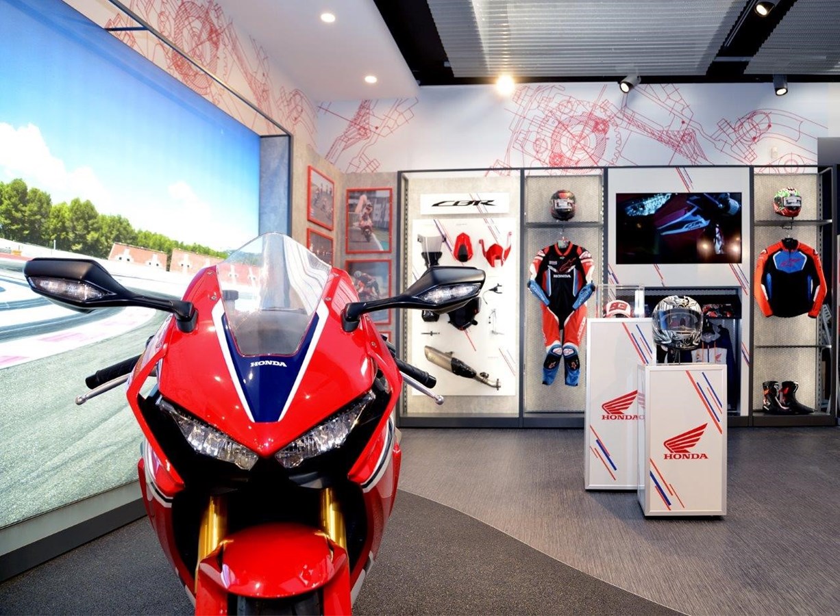 Honda begins roll-out of new motorcycle 'dream dealer...