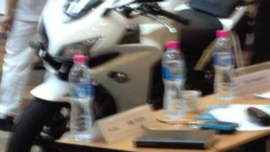 Honda CBR500 and CB500 leaked
