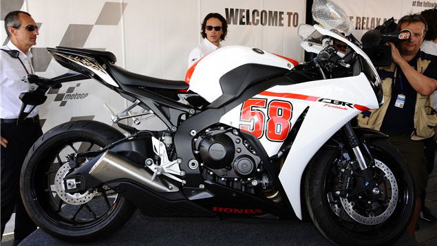 Simoncelli Fireblade fetches £40,000