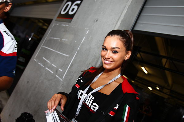 Grid girls from Portimao WSB 2012