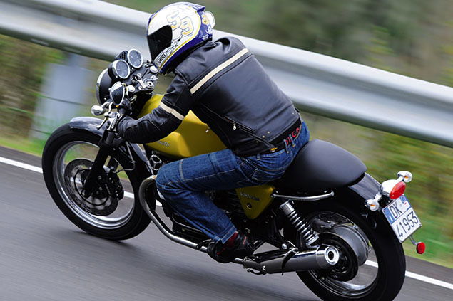 2009 KTM 990SMT first ride review