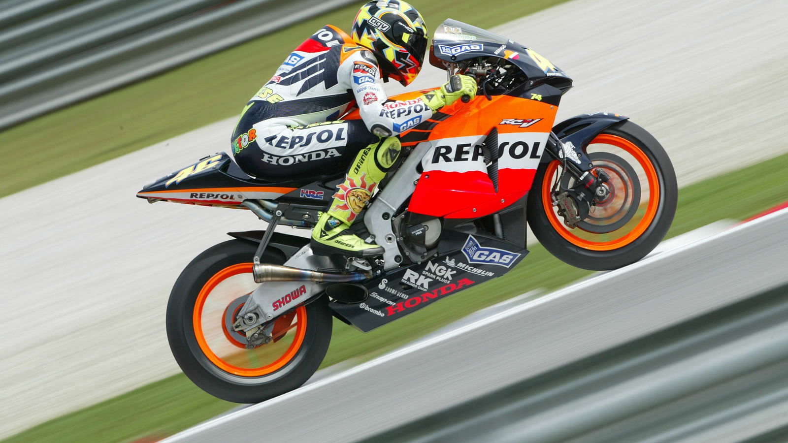 Rossi: Honda V5 was 'a missile'