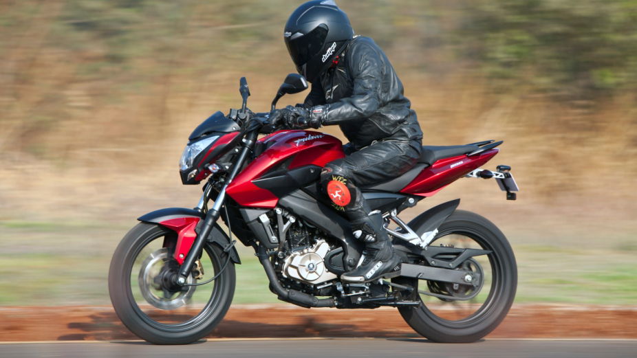 KTM Duke 390 will share engine with sporty Bajaj