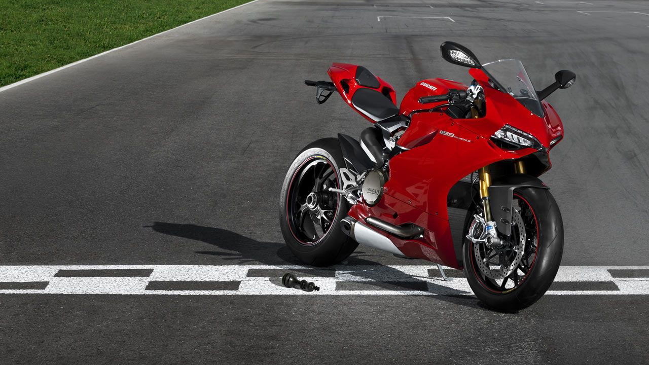 500cc plus sales fall in September